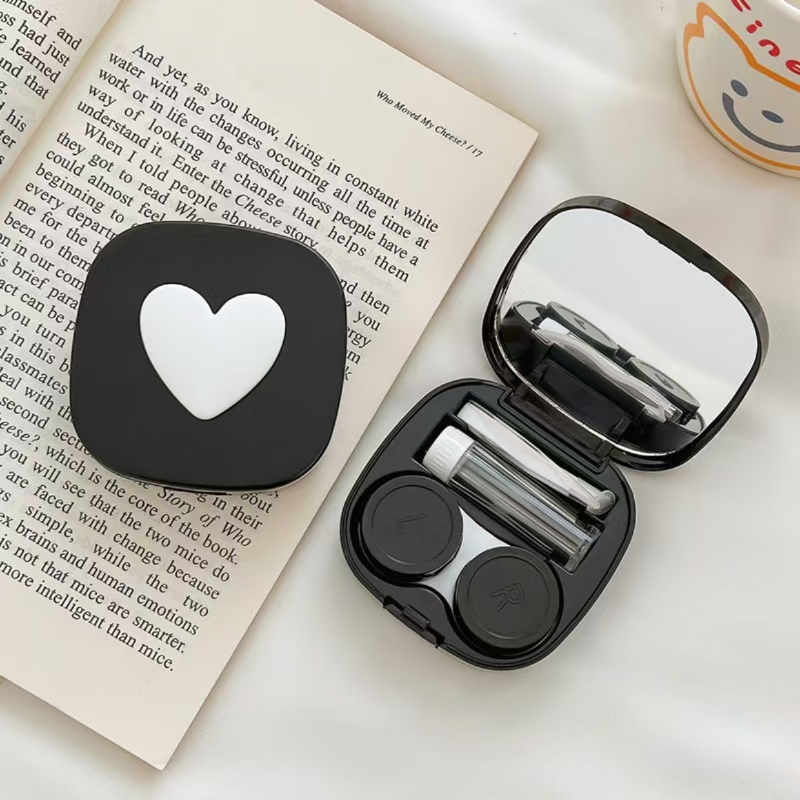 Heart Contact Lens Case with M - Lens Case Pouch recension och pris