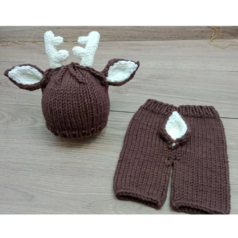 Christmas Fawn Two Piece Suit  - Photography Coffee recension och pris