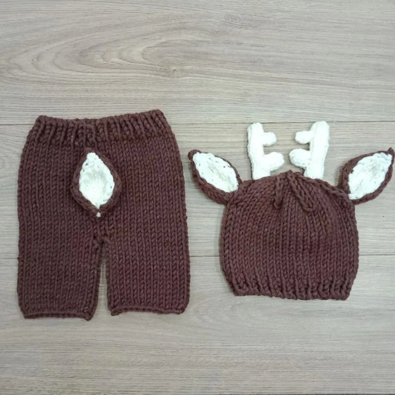 Christmas Fawn Two Piece Suit  - Photography Coffee recension och pris
